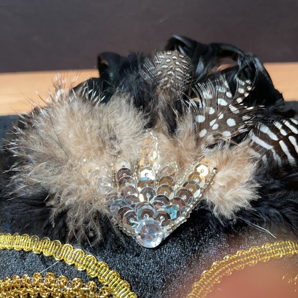 Vntg Carnaval/Masquerade Ladies Feather Plumed (Final Price) - Picture 4 of 6